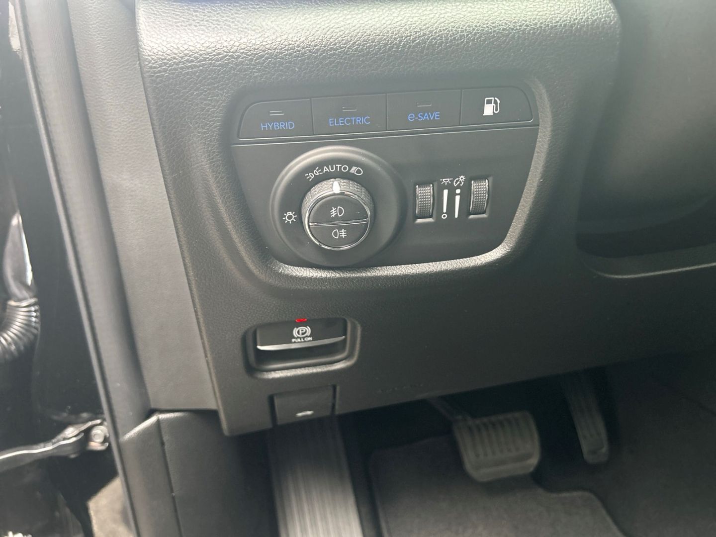 Jeep Grand Cherokee 4xe Overland HUD Navi Leder AHK