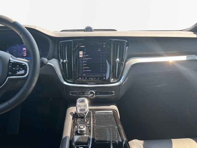 Volvo S60 Recharge T8 AWD Polestar Engineered 19'' HUD
