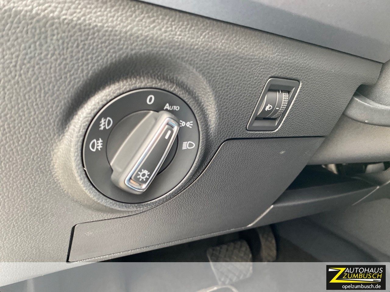 Seat Arona 1.0 TSI Style - Samsaru's Car Outlet