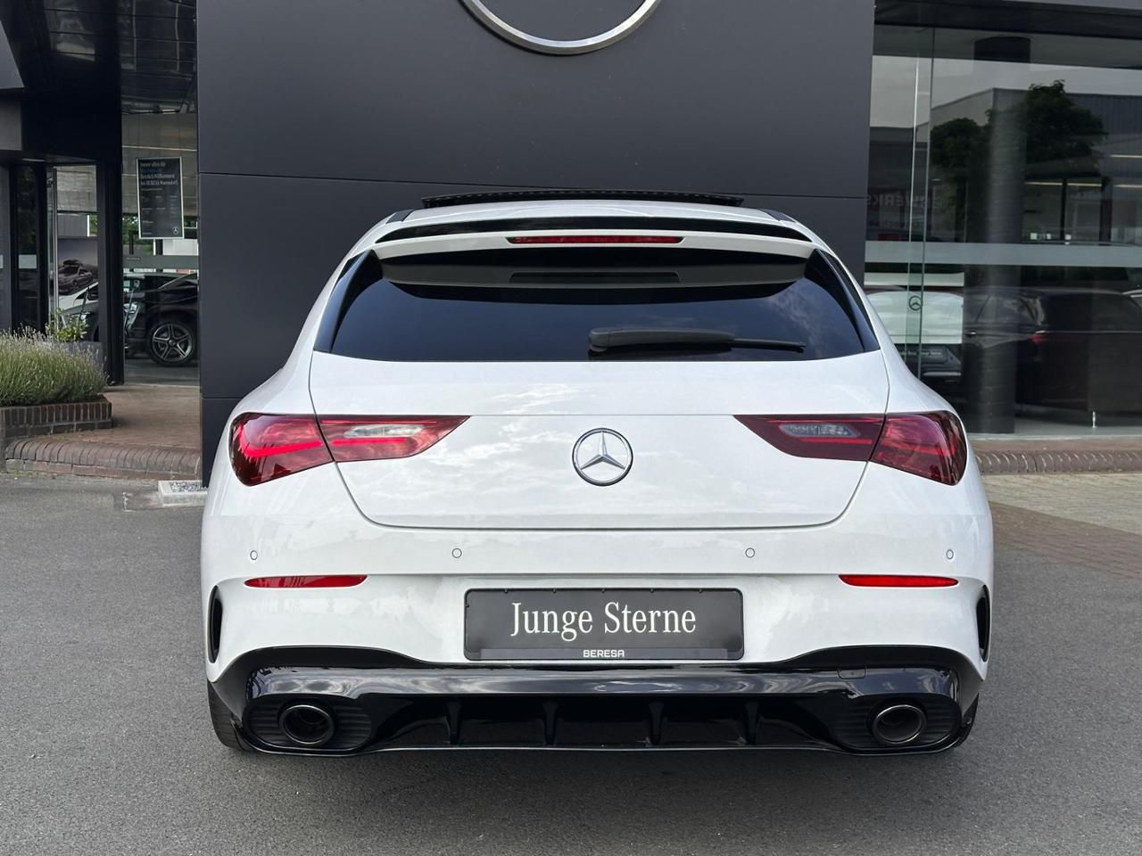 Mercedes-Benz CLA 35 AMG SB 4M - Samsaru's Car Outlet