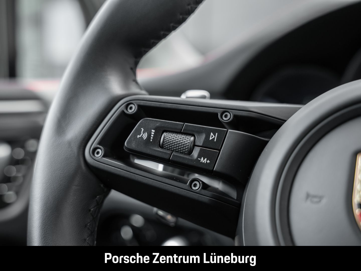 Porsche Macan GTS - Samsaru's Car Outlet