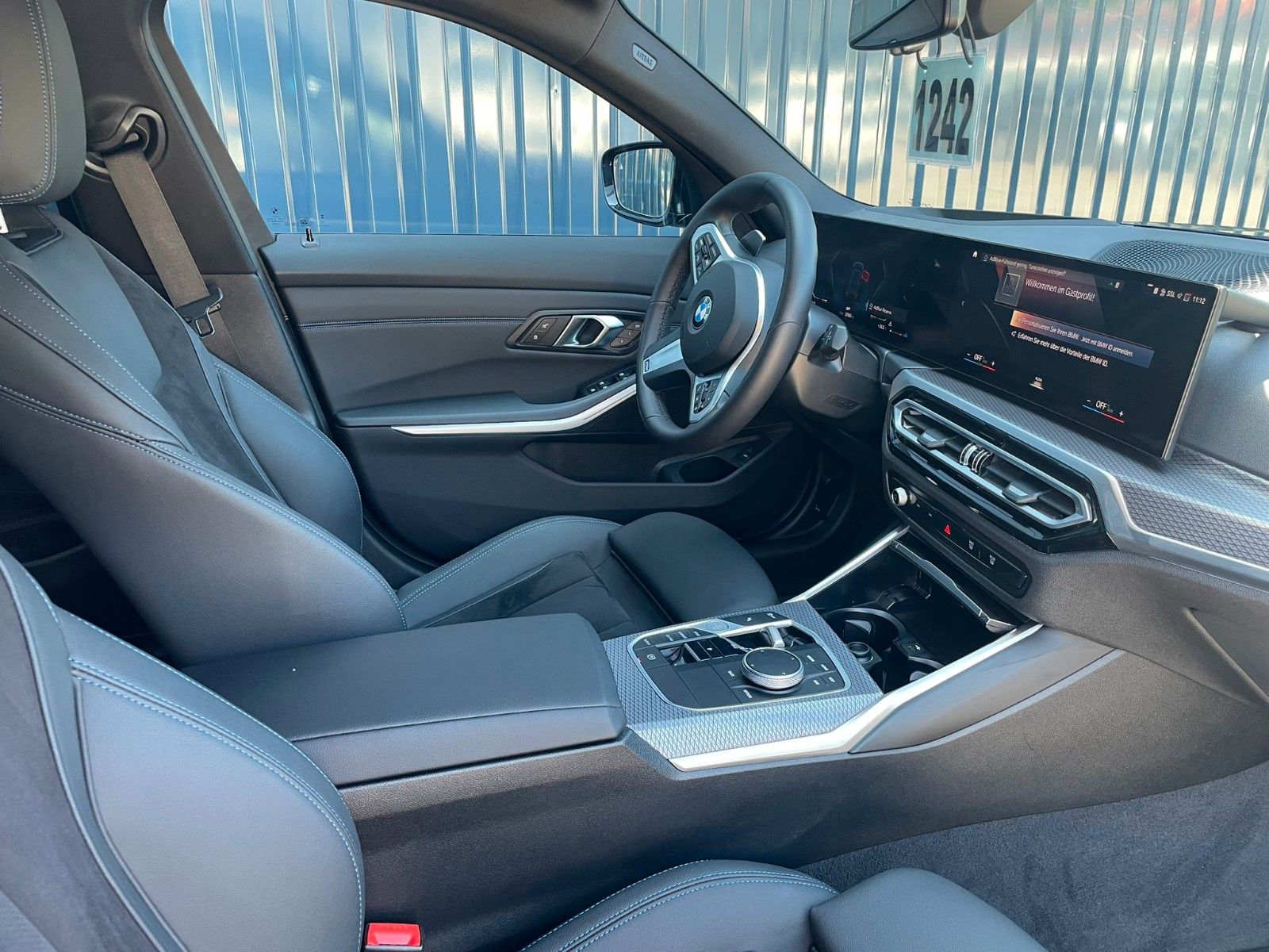 BMW 320D Aut Touring M SPORT - Samsaru's Car Outlet