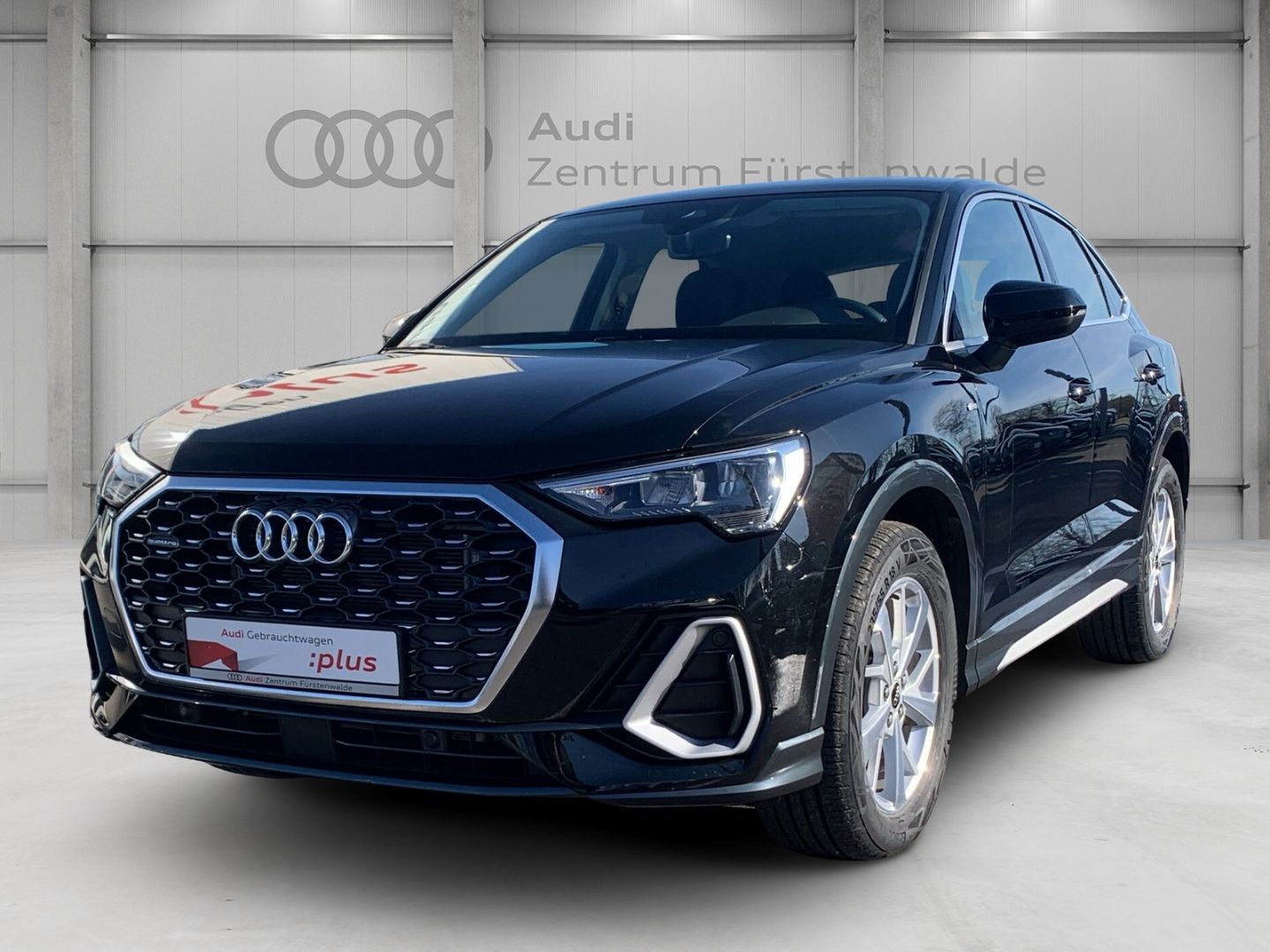 Audi Q3 Sportback 35 TDI quattro S tronic S line - Samsaru's Car Outlet