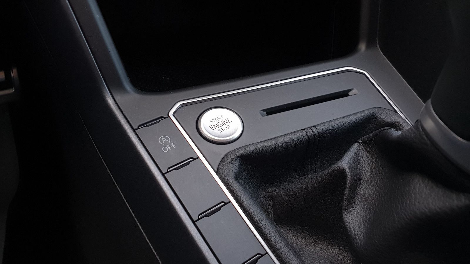Volkswagen Taigo 1.5 TSI DSG R-Line - Samsaru's Car Outlet