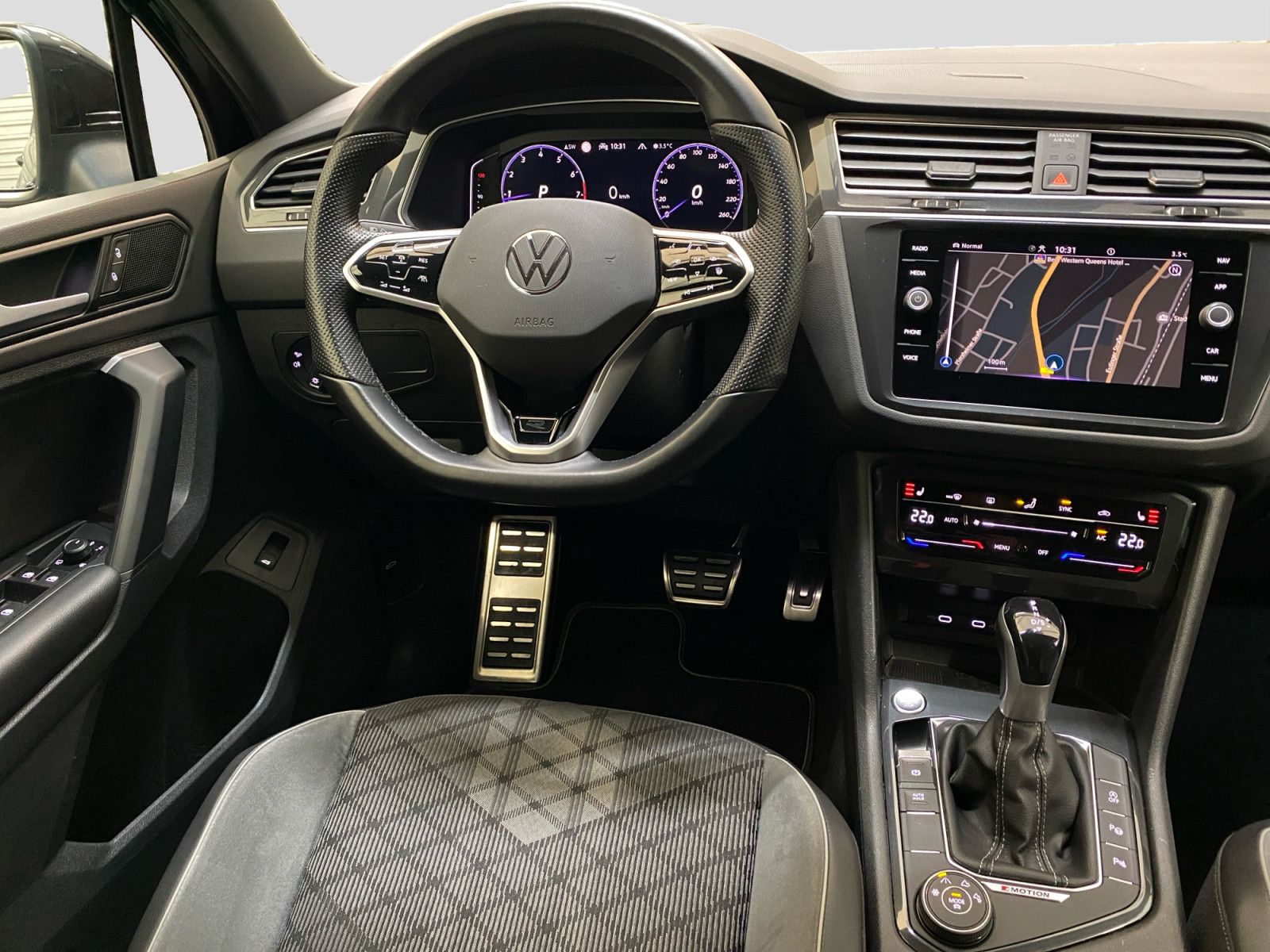 Volkswagen Tiguan 2.0 TSI DSG R-Line 4Motion AHK Kamera