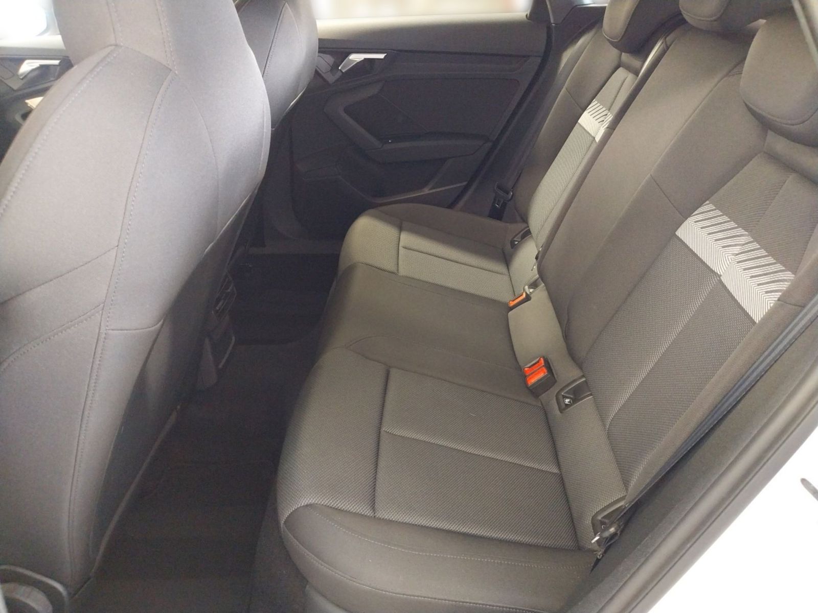 Audi A3 Sportback AHK*LED*17LM*NAVI*SPS*GRA*AUT AHK