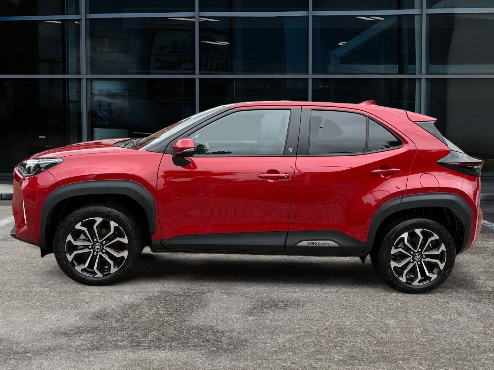 Toyota Yaris Cross 1.5 Hybrid Team D Erster Hand