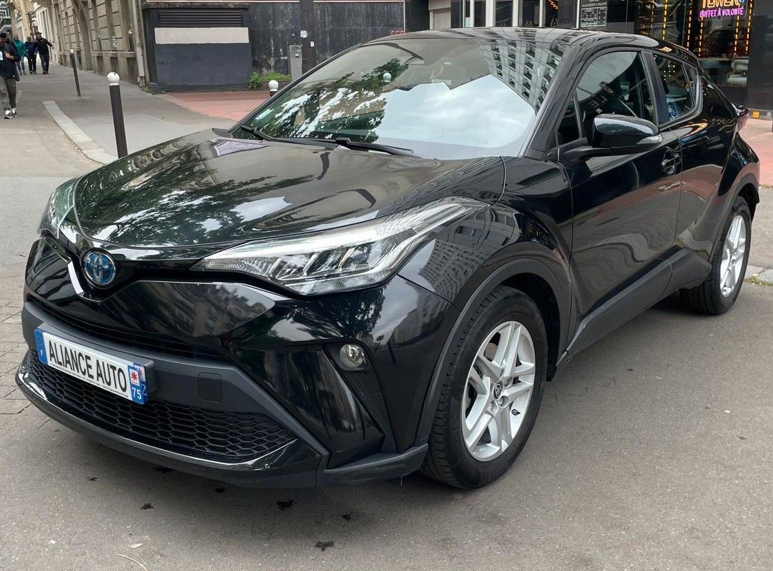 Toyota Hybride 2WD 122h Dynamic - Samsaru's Car Outlet