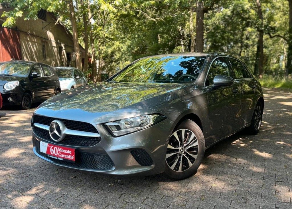 Mercedes-Benz A 180 A -Klasse A 180 - Samsaru's Car Outlet