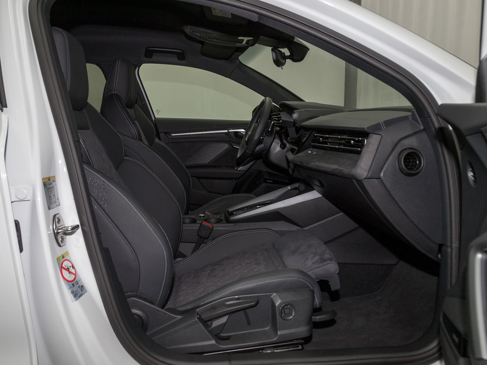 Audi A3 Sportback 35 TDI S LINE - Samsaru's Car Outlet