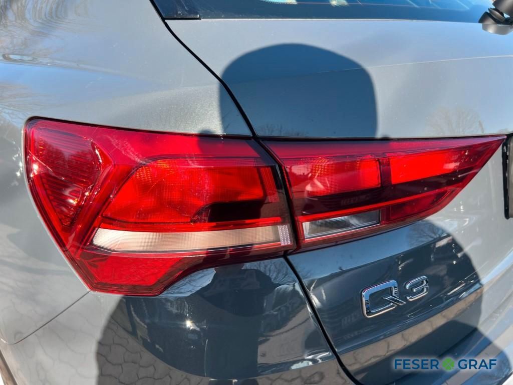 Audi Q3 40 TFSI qu. S tronic - Samsaru's Car Outlet