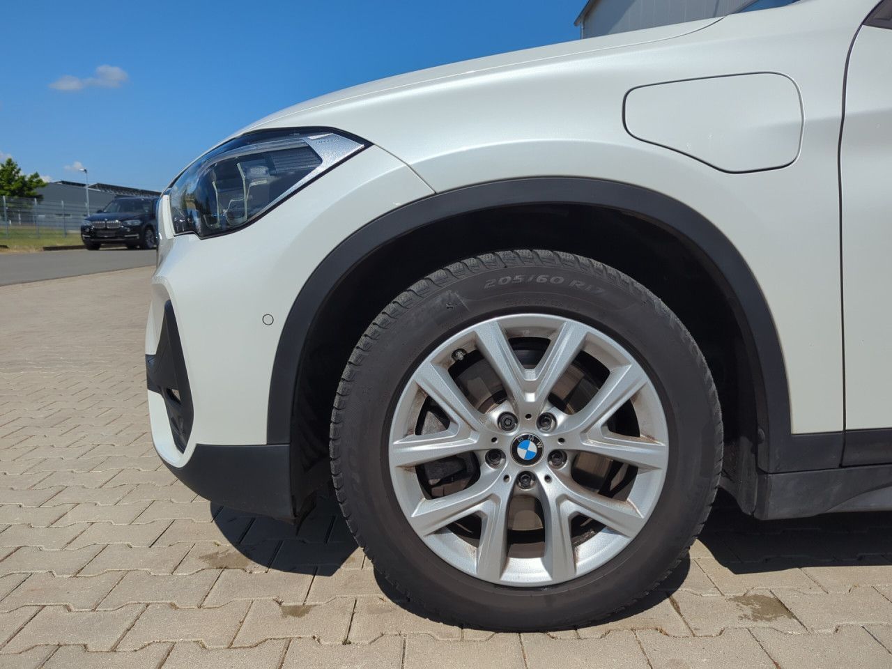 BMW X1 xDrive25e Advantage - Samsaru's Car Outlet