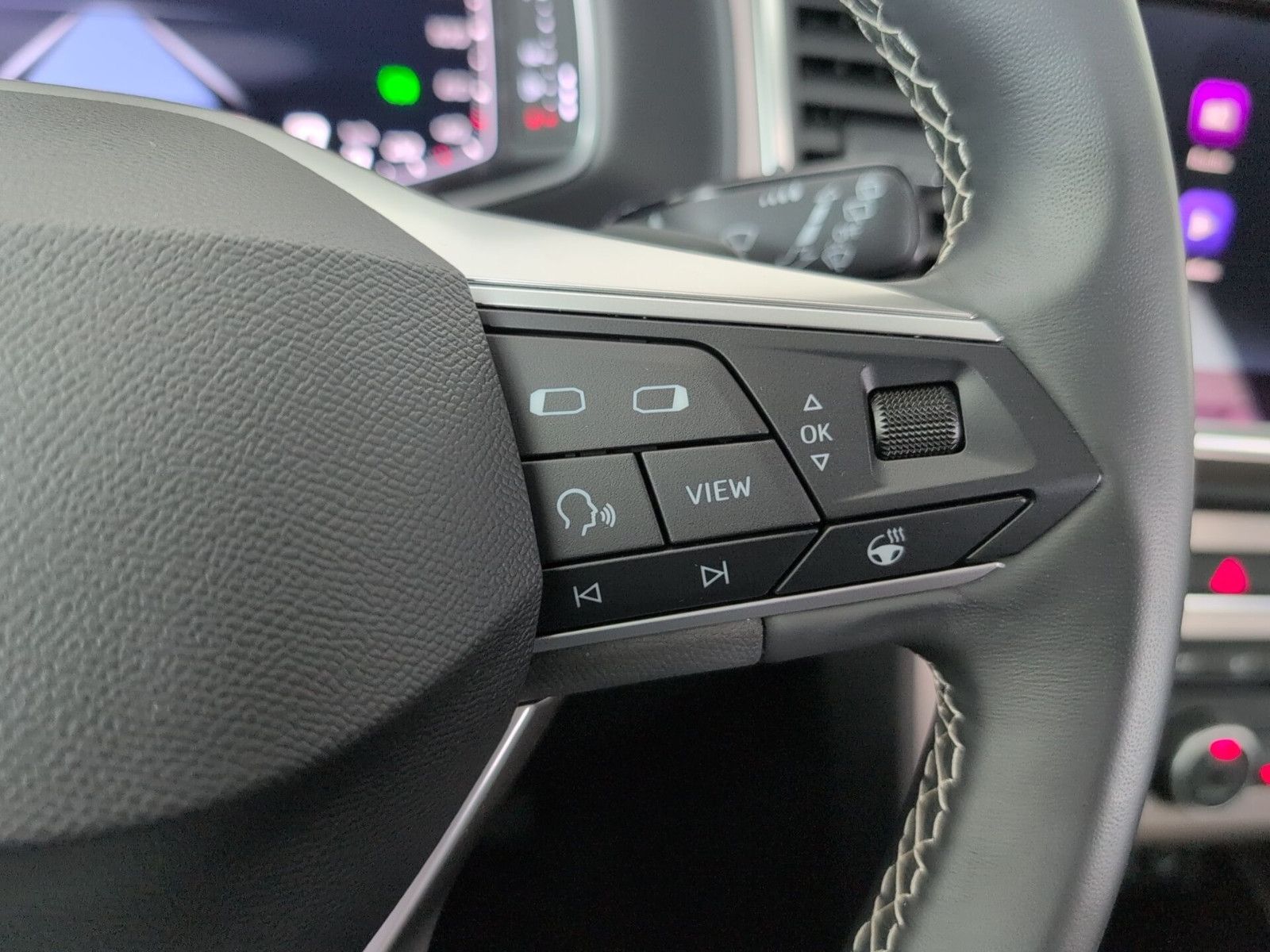 Seat Ateca 1.5 TSI DSG XPERIENCE Pa.:XL AHK-schw Navi