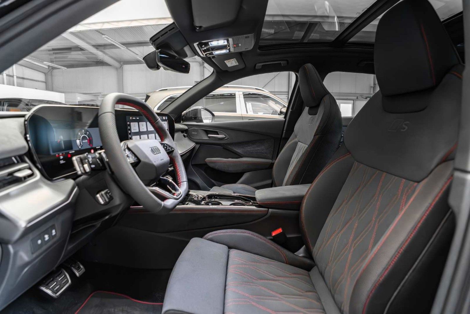Audi Q3 35 TDI SUV / S-Line / Head Up / Tech Pro/Full