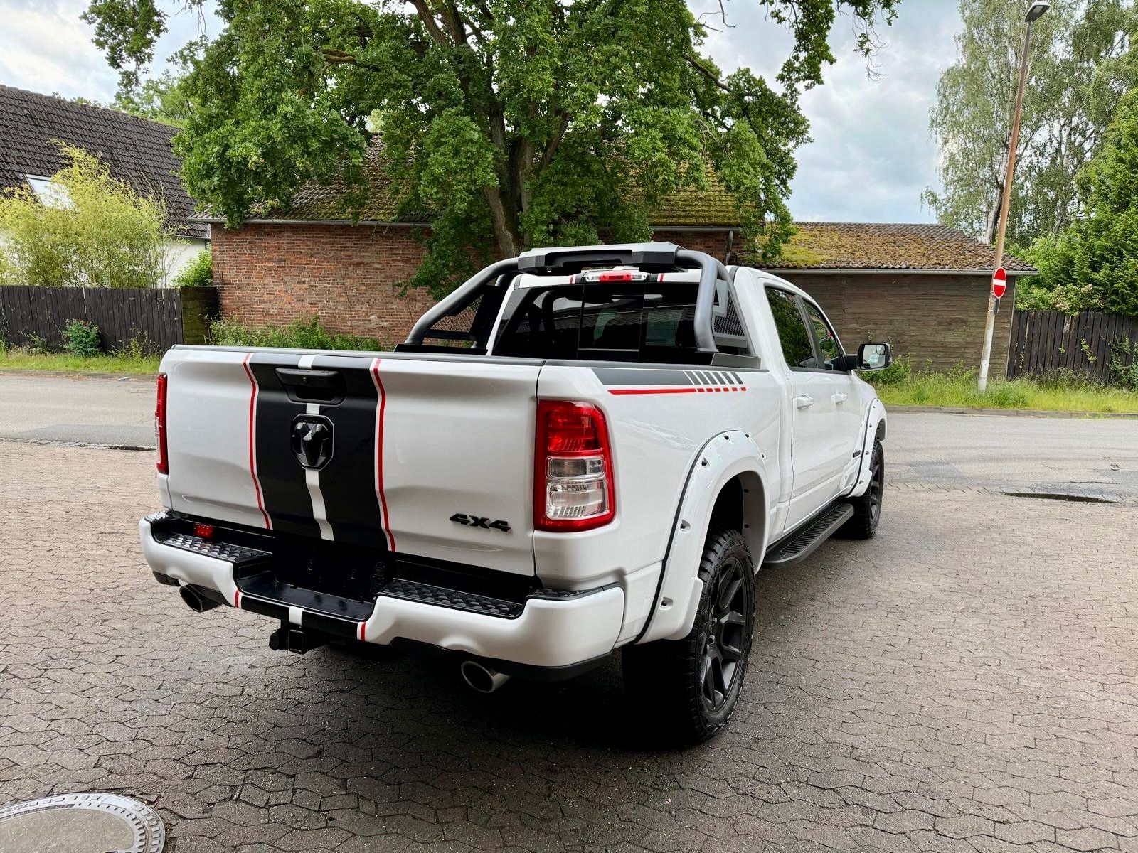 Dodge 5,7L*4X4*AHK*OFF-ROAD*BÜGEL*LONG BED*GARANTIE*