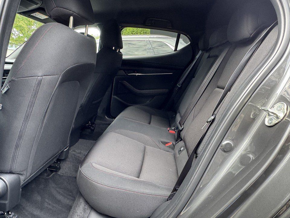 Mazda 3 2.0L e-SKYACTIV G 122ps 6AT FWD Homura