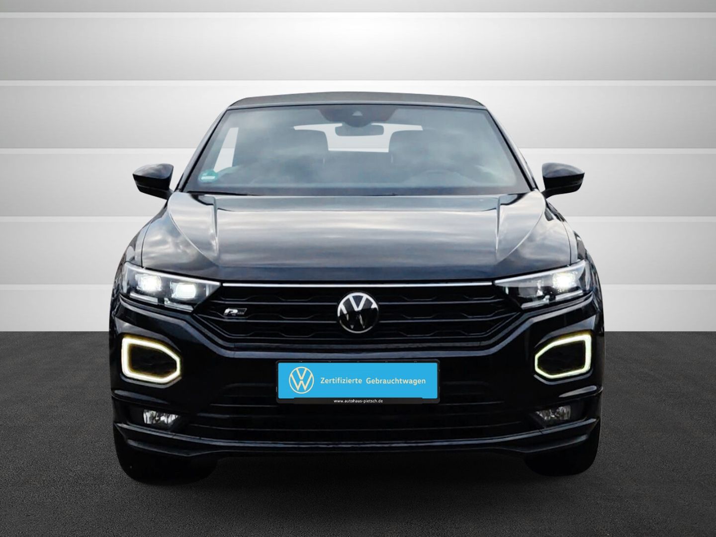 Volkswagen T-Roc R-Line - Samsaru's Car Outlet