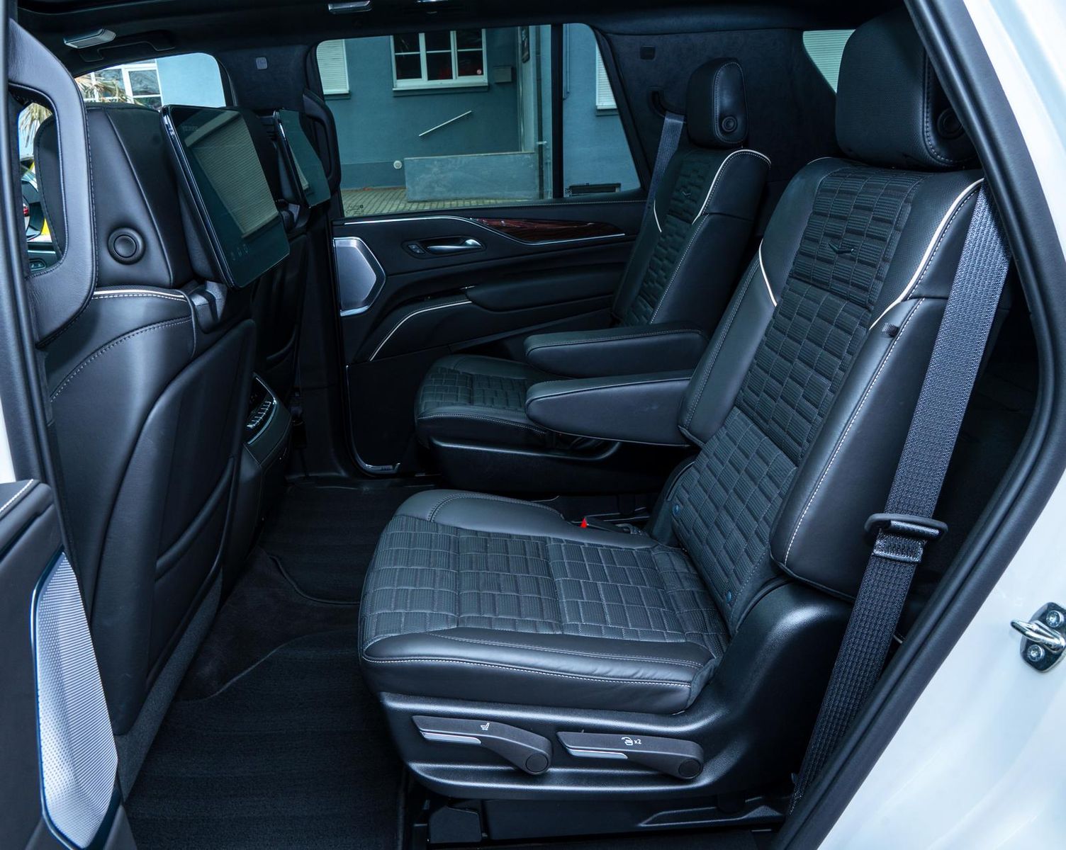 Cadillac Escalade 6,2l Sport Platinum,Nachtsicht,Luft,LPG