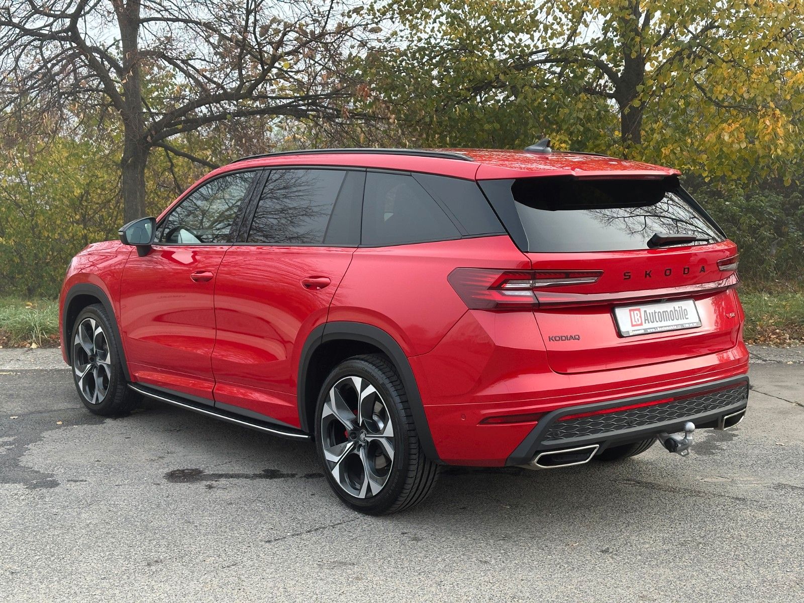 Skoda 2.0TSi RS 4x4 Leder PDACH STHZ DCC+ eHK LM20"AHK
