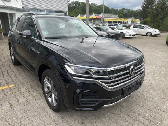 Volkswagen Touareg 3.0 TDI 4M R-LINE - Samsaru's Car Outlet