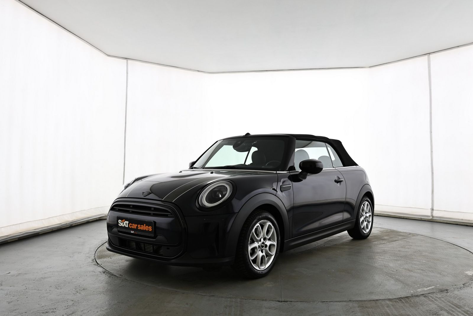 MINI Cooper Cab. Classic Trim - Samsaru's Car Outlet