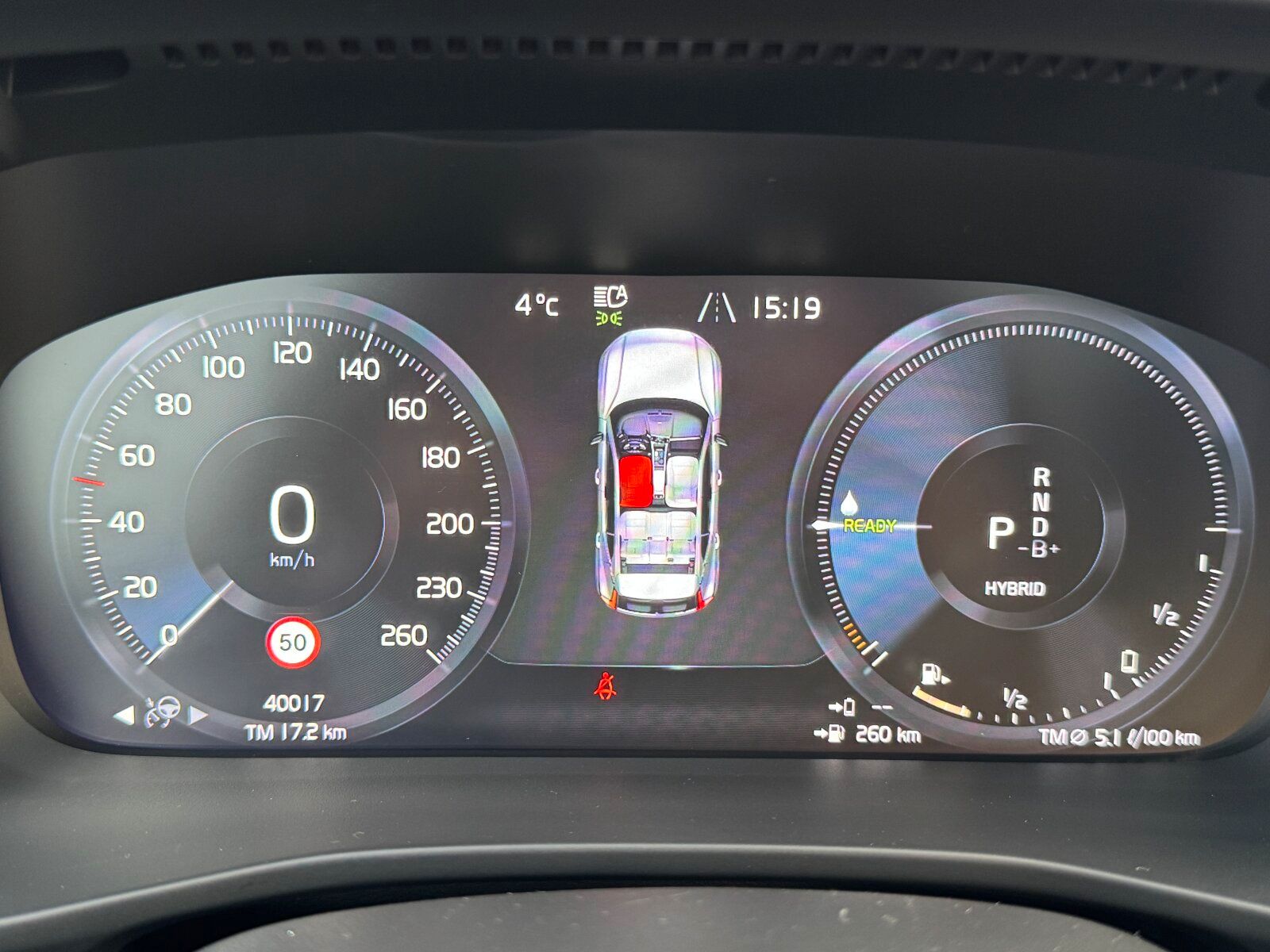 Volvo XC40 T5 Ultimate Dark AHK|PANO|