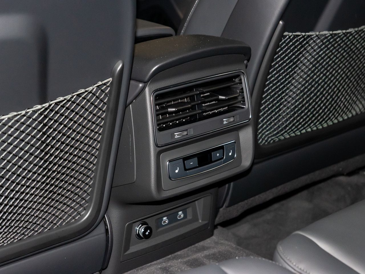Audi Q7 S-LINE 60 TFSI e quattro tiptronic AHK AIR