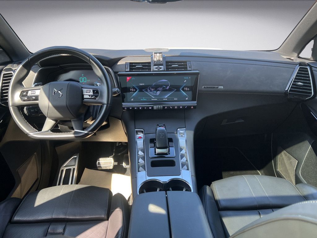 DS Automobiles DS 7 Crossback E-Tense 300 4x4 Louvre