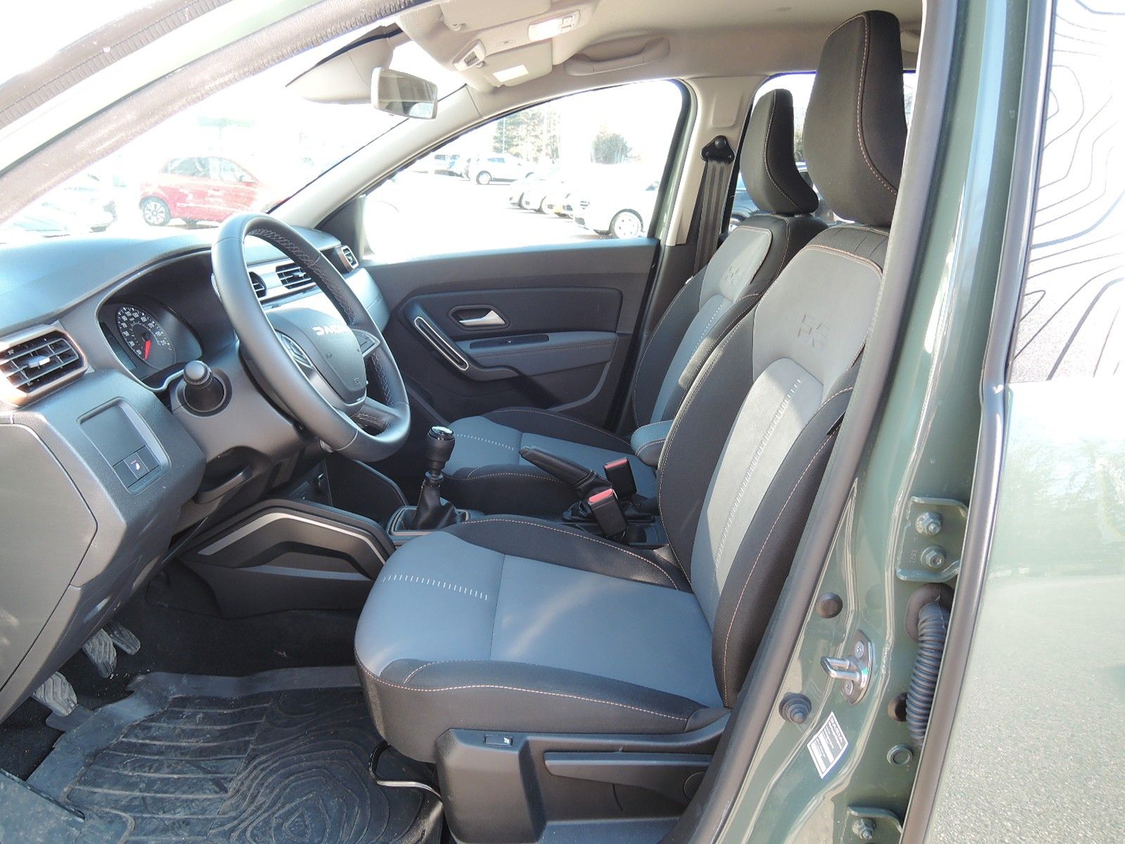Dacia Duster TCe 150 4x4 Extreme - Samsaru's Car Outlet