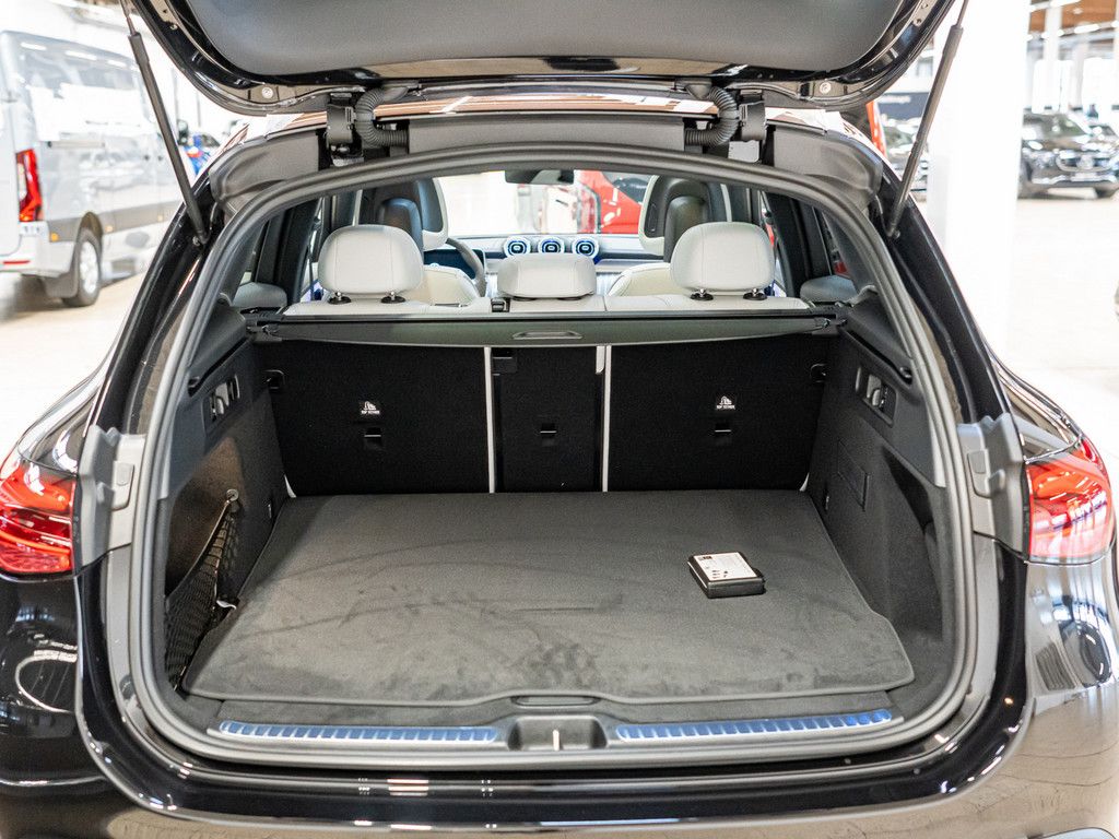 Mercedes-Benz GLC 220 d 4M Edition AMG Line AHK Abstandstemp.