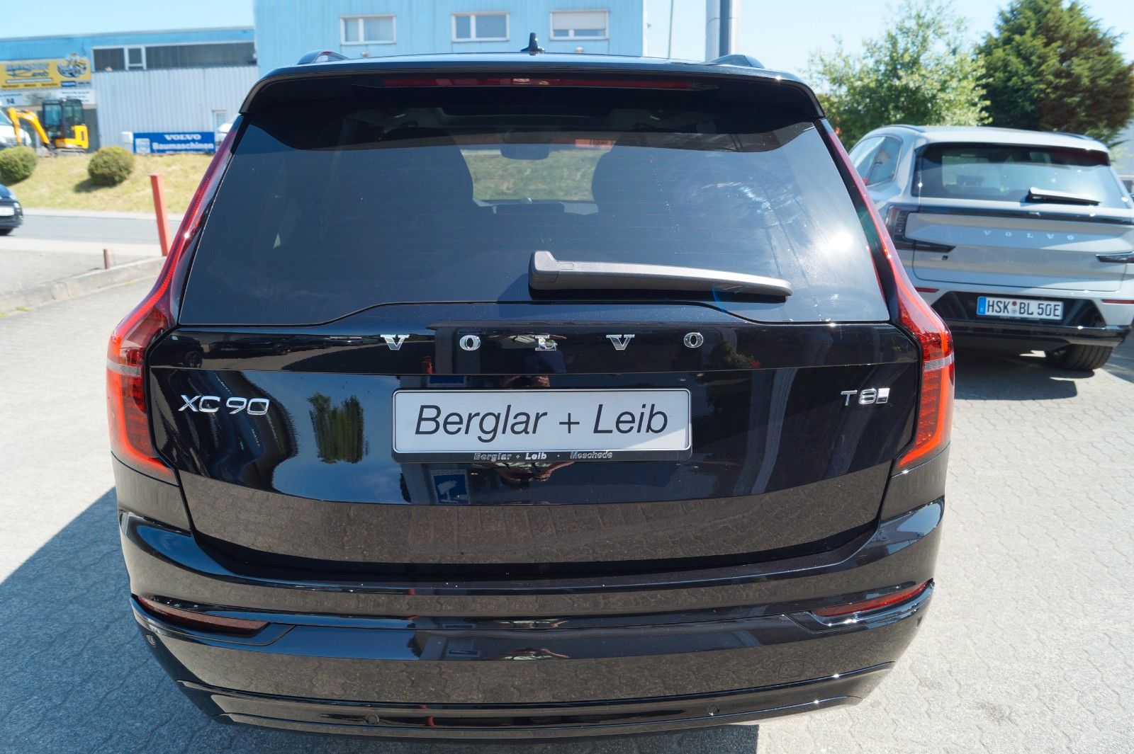 Volvo XC90 T8 AWD PlugIn Hybrid Ultra Dark 7-Sitze Aut