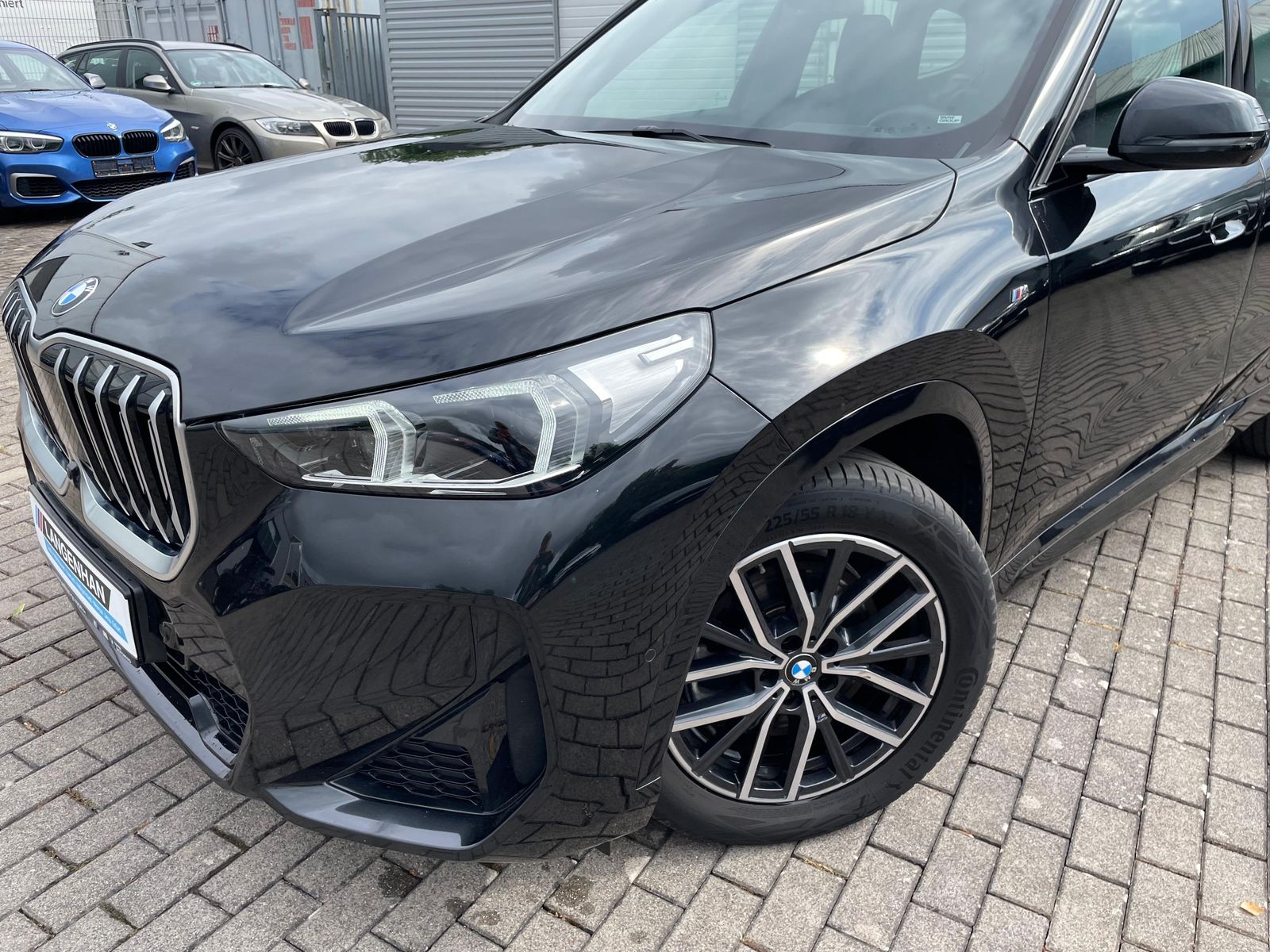 BMW X1 xDrive23d M Sportpaket - Samsaru's Car Outlet