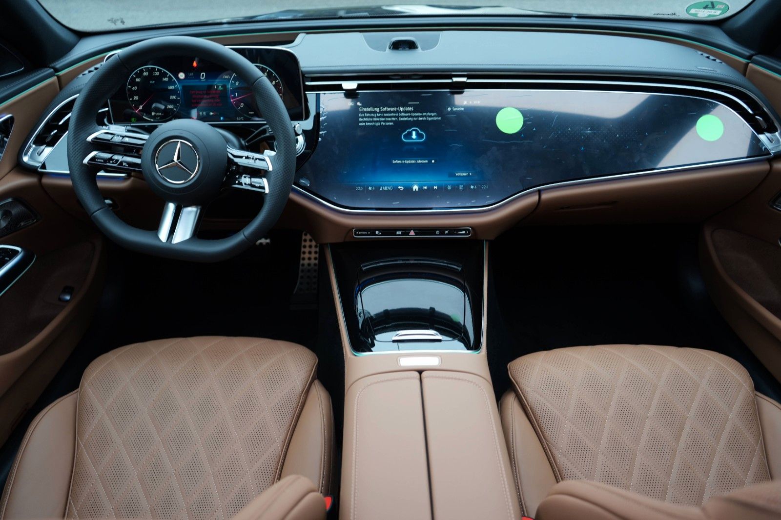Mercedes-Benz E 200 AMG Premium Plus - Samsaru's Car Outlet