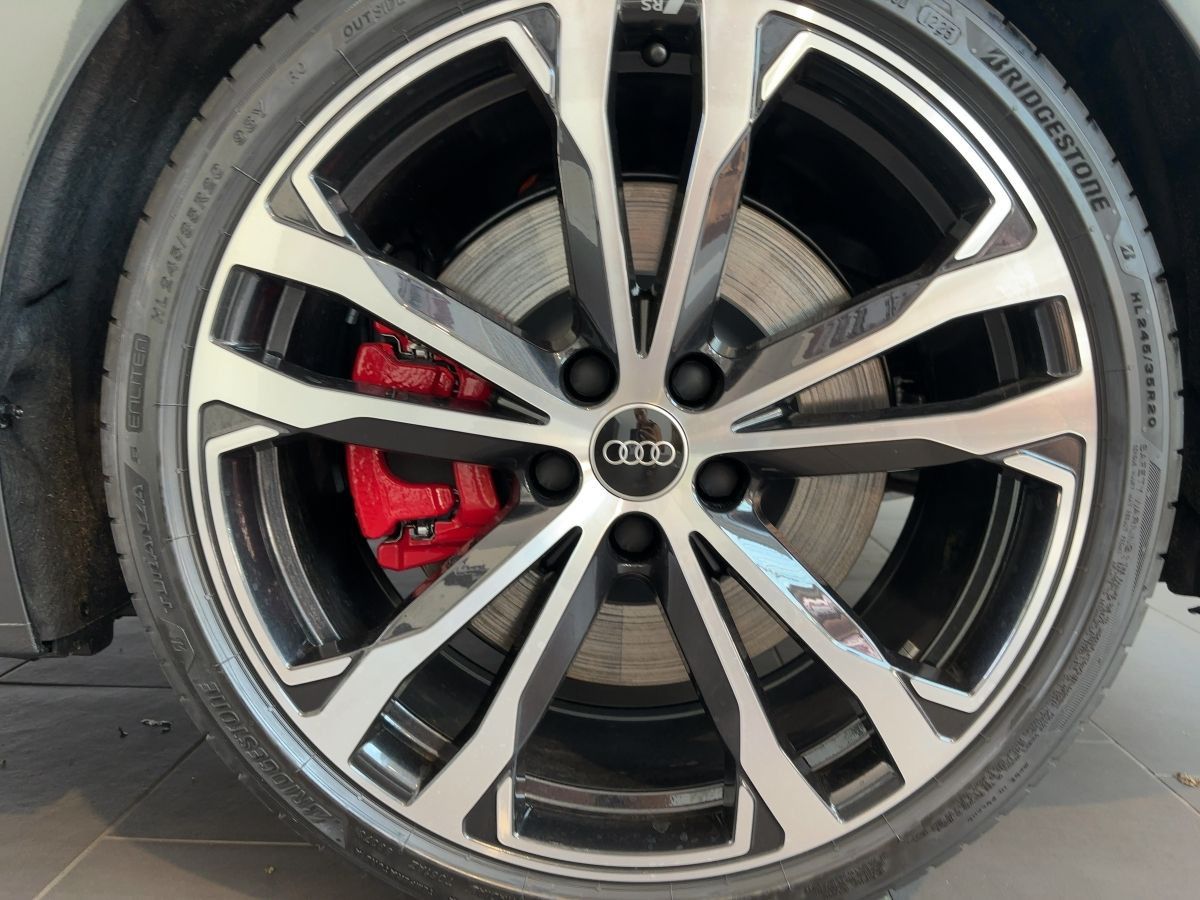 Audi A5 Avant e-Hybrid qu S-Line AHK-VORB. HuD PANO