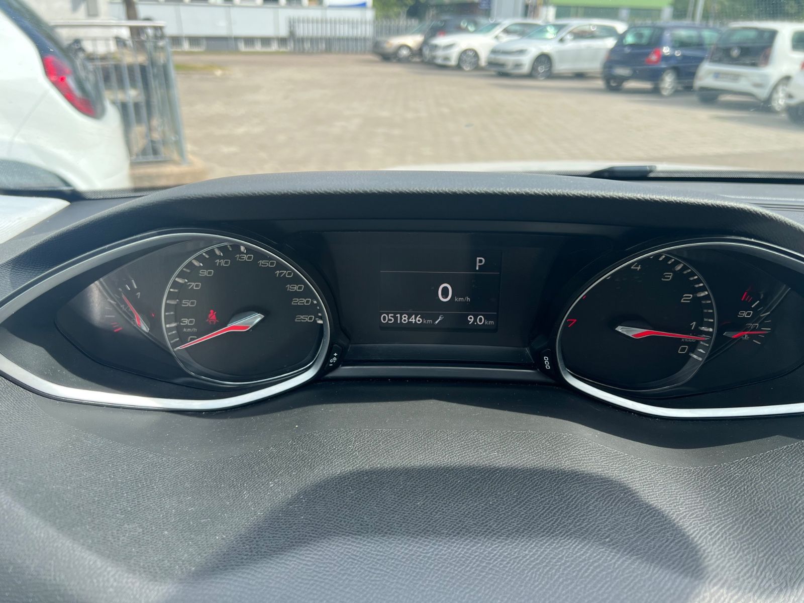 Peugeot 308 Active Pack - Samsaru's Car Outlet