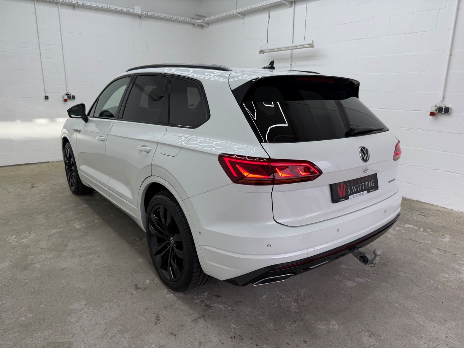 Volkswagen Touareg R 4Motion eHybrid+MATRIX+PANO+HEAD-UP+