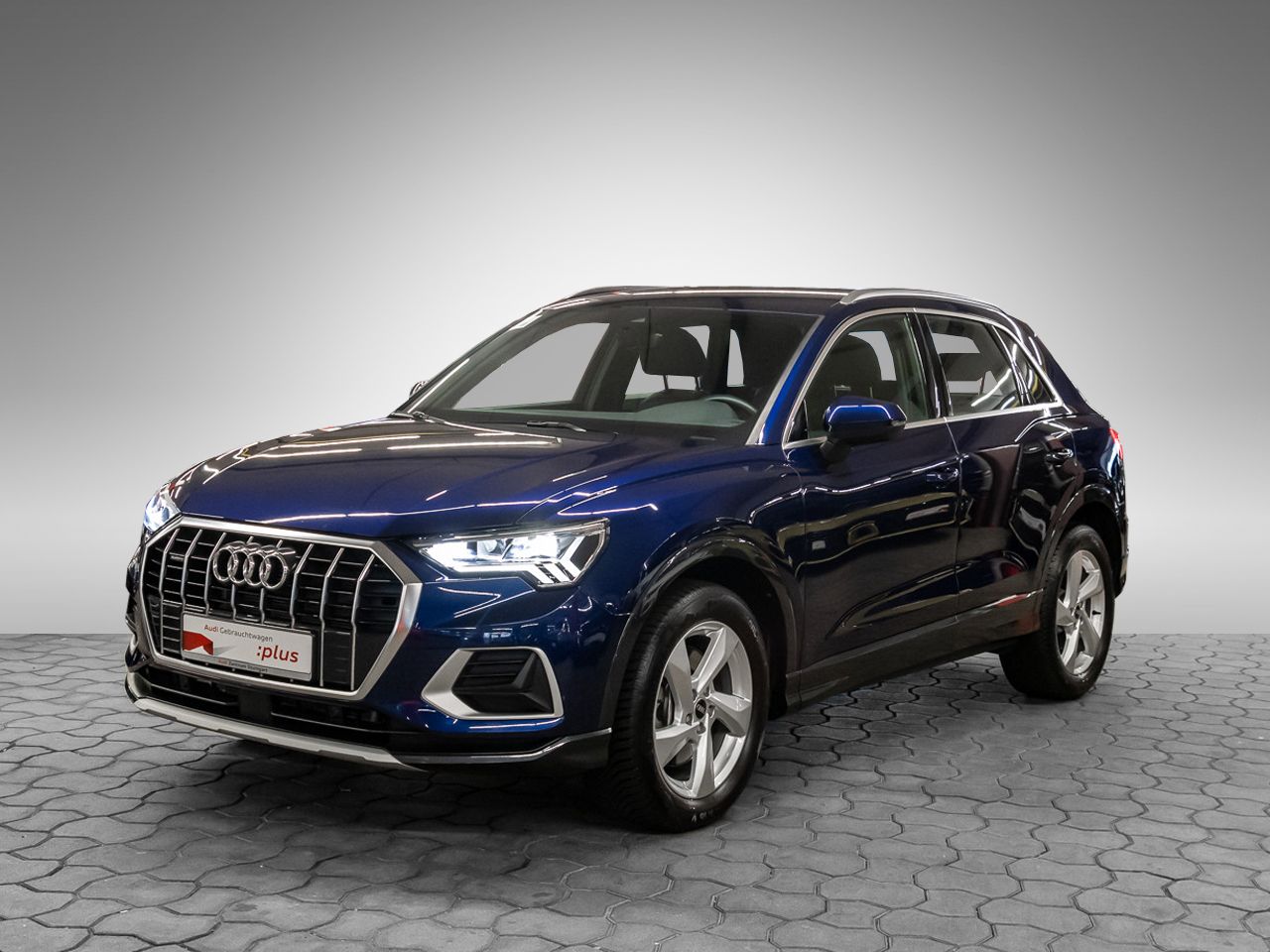 Audi Q3 40 TDI quattro advanced - Samsaru's Car Outlet