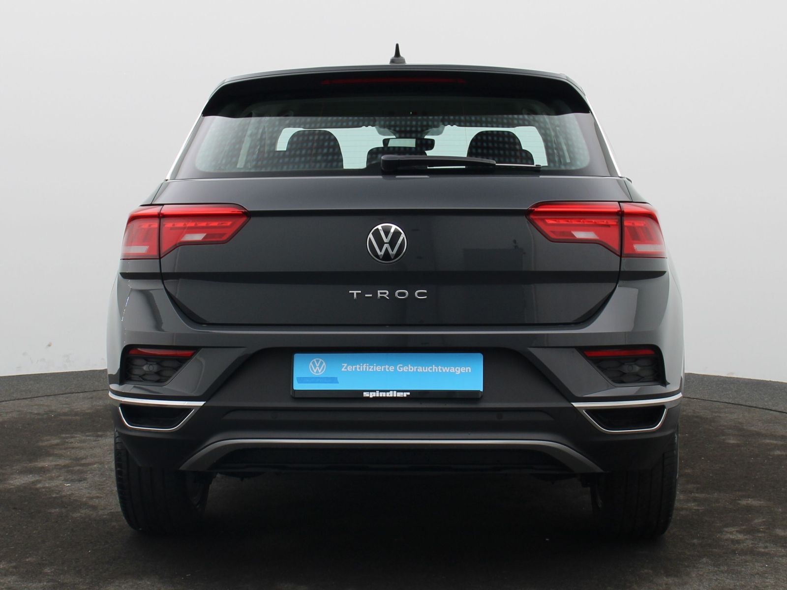 Volkswagen T-Roc Style 2.0 TDI DSG - Samsaru's Car Outlet
