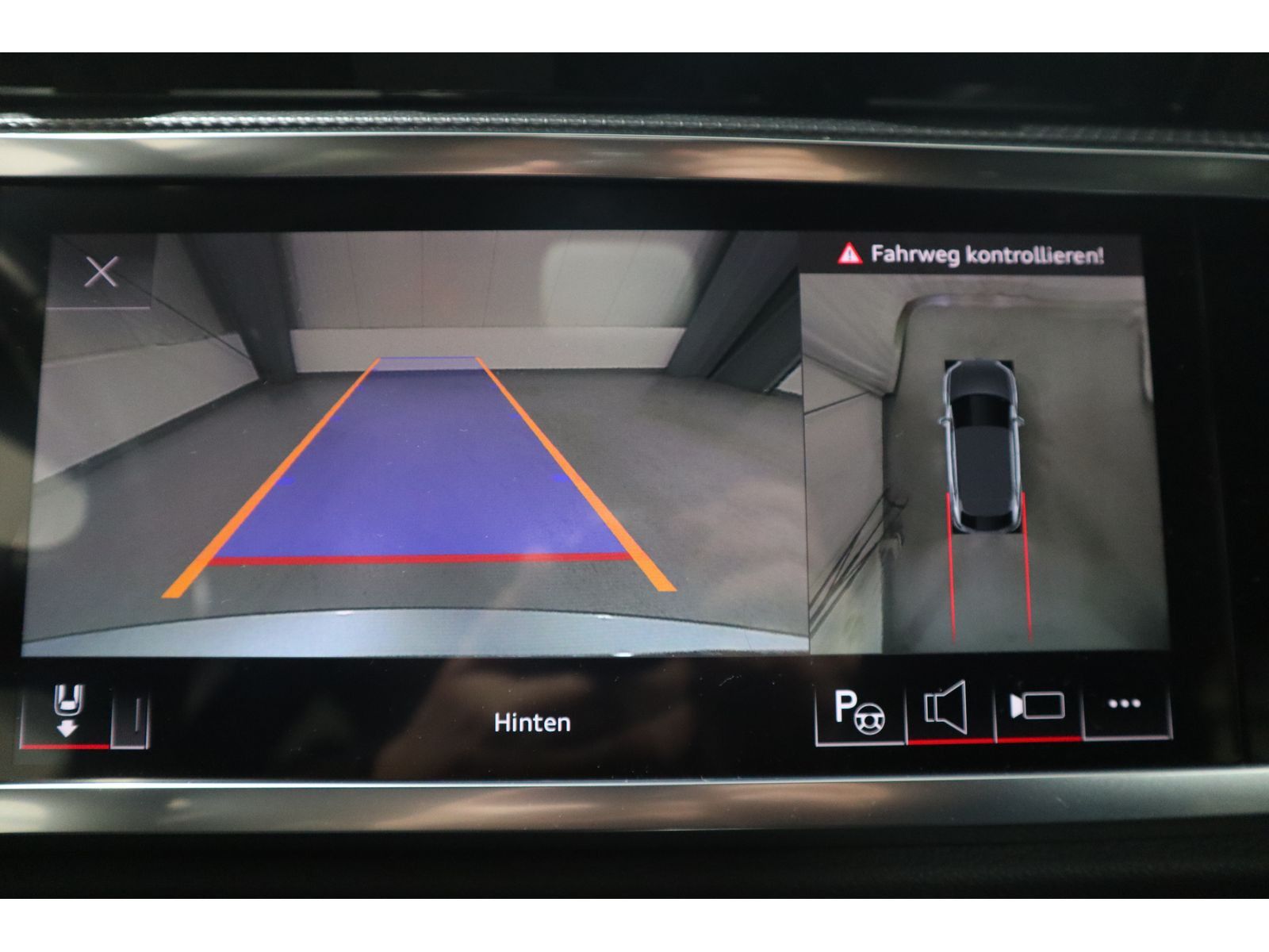 Audi Q3 Sportback 35 TDI quattro - Samsaru's Car Outlet