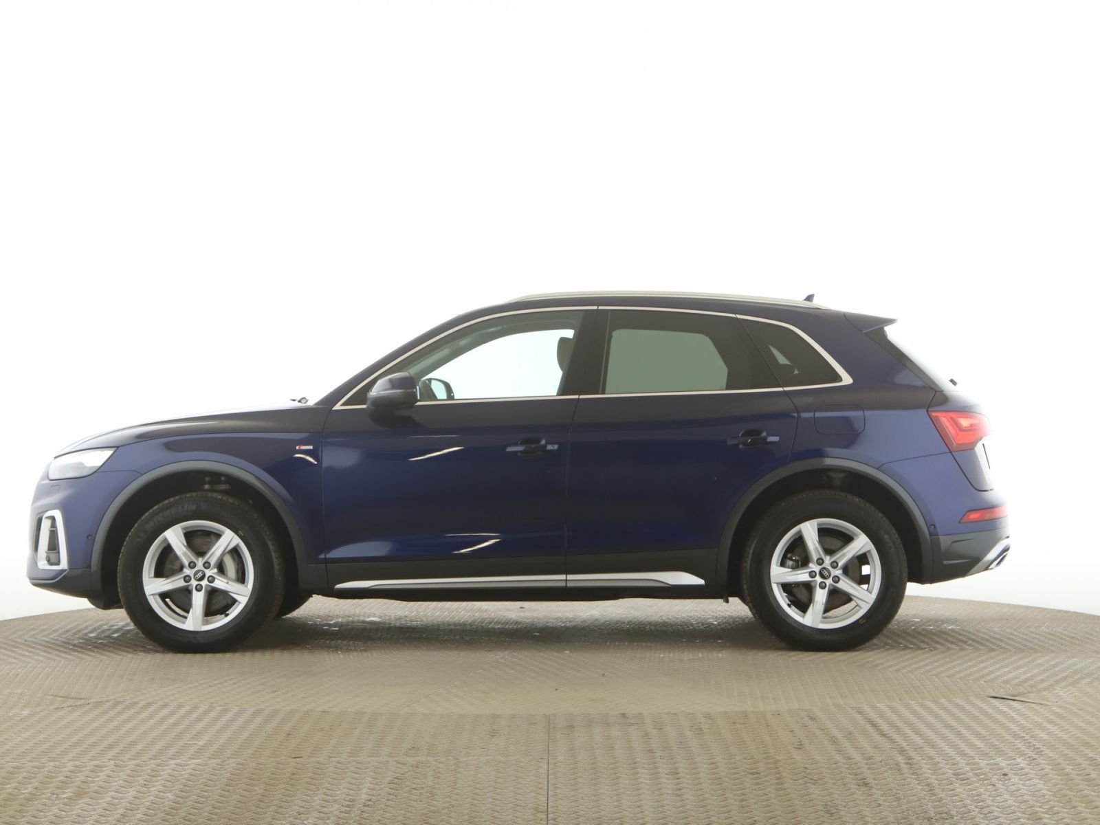 Audi Q5 50 TFSIe quattro S line HYBRID+Matrix+RFK+B&O