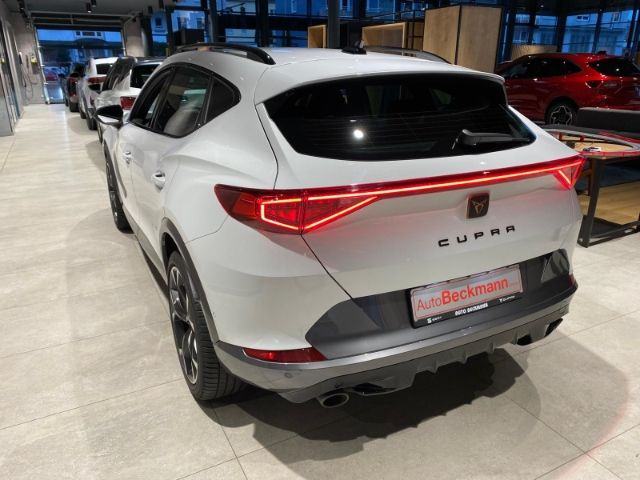 Cupra Formentor VZ 2.0 TSI 180kW - Samsaru's Car Outlet