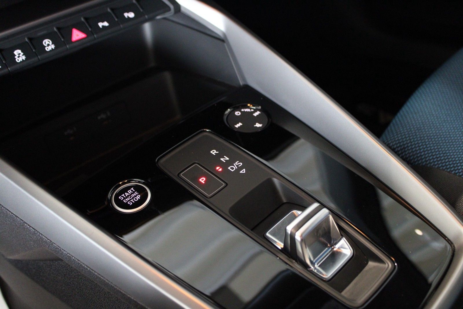 Audi A3 Sportback 35 TFSI Sport - Samsaru's Car Outlet