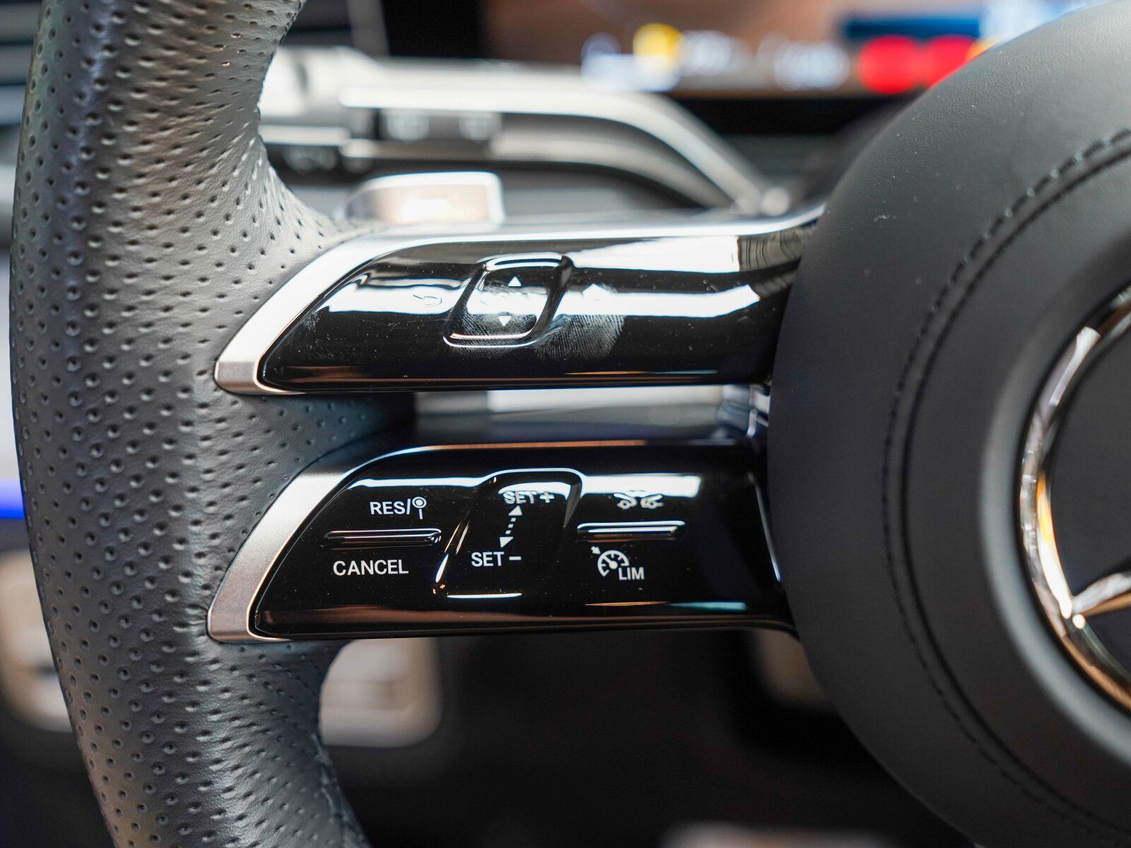 Mercedes-Benz GLE 450 d 4M AMG Distronic Burmester AIRMATIC