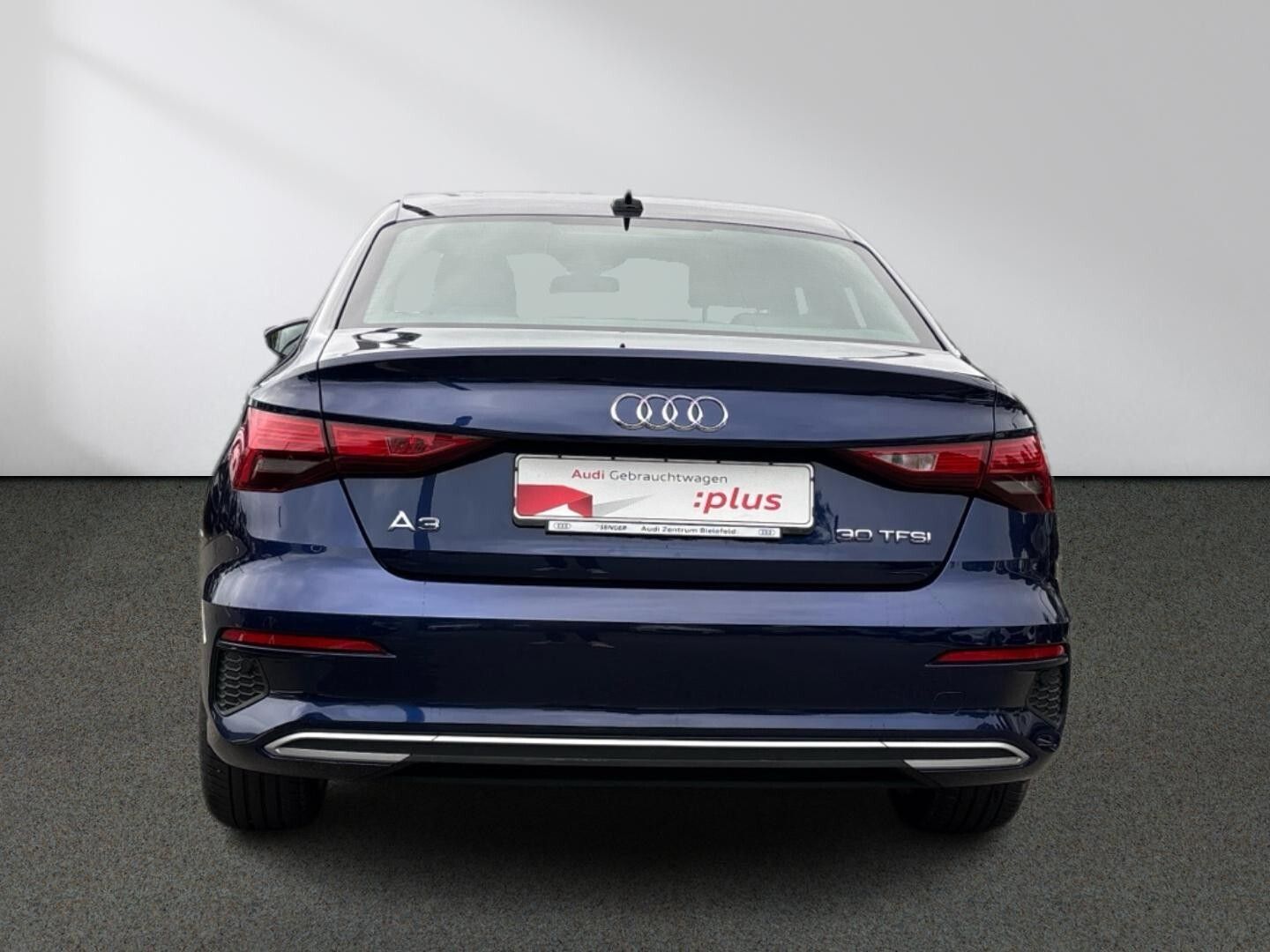 Audi A3 30 TFSI S tronic MMI LED AHK Digi-Cockpit
