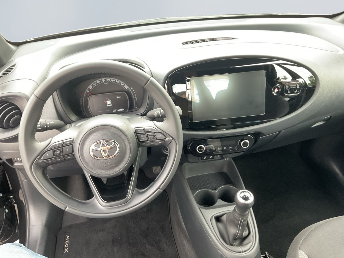 Toyota Yaris Cross Hybrid 1.5 GR Sport *Matrix*HUD*JBL*