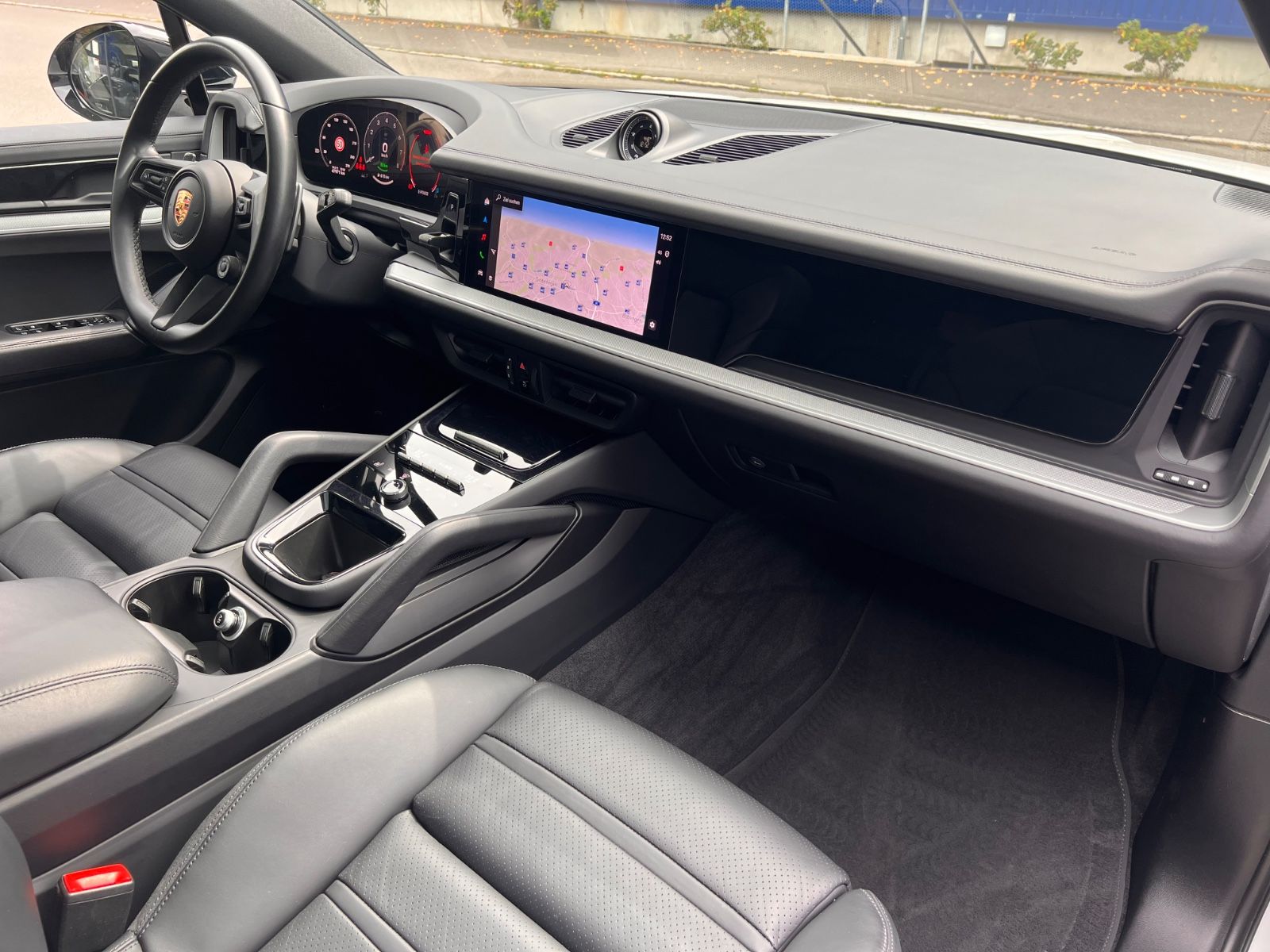 Porsche Cayenne Coupe E-Hyb. #HINTERACHS! PDCC! ACC! 360