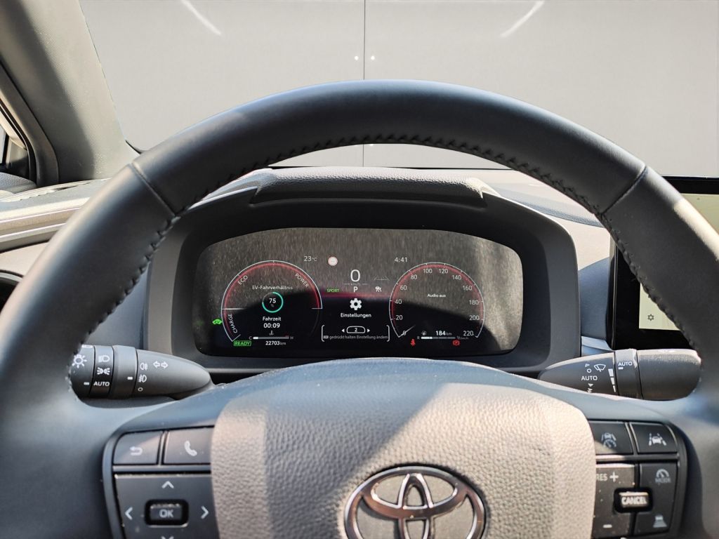 Toyota C-HR 1.8 Hybrid Team Deutschland 15 J. Garantie