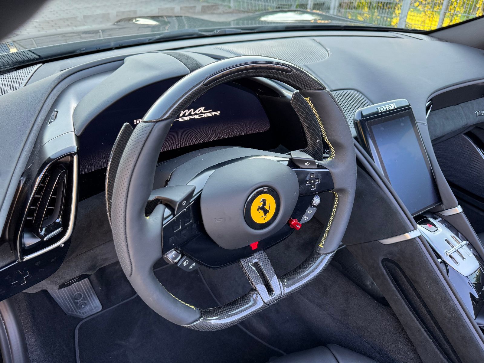 Ferrari Roma Spider - Samsaru's Car Outlet