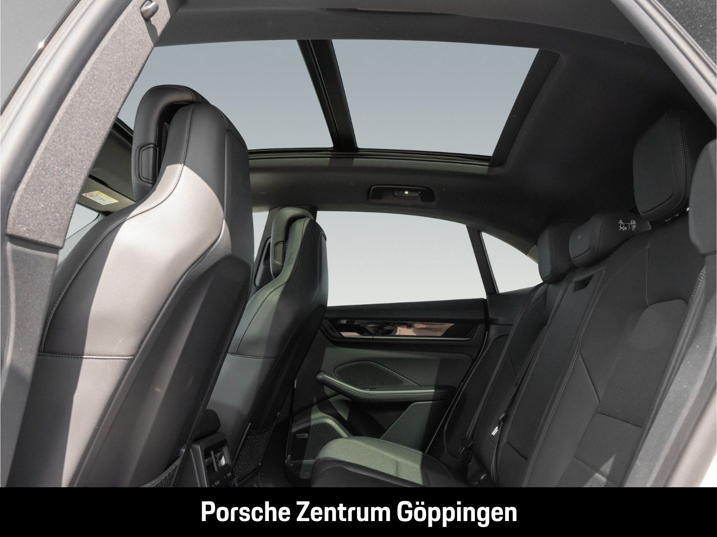 Porsche Macan BOSE InnoDrive LED-Matrix Panoramadach