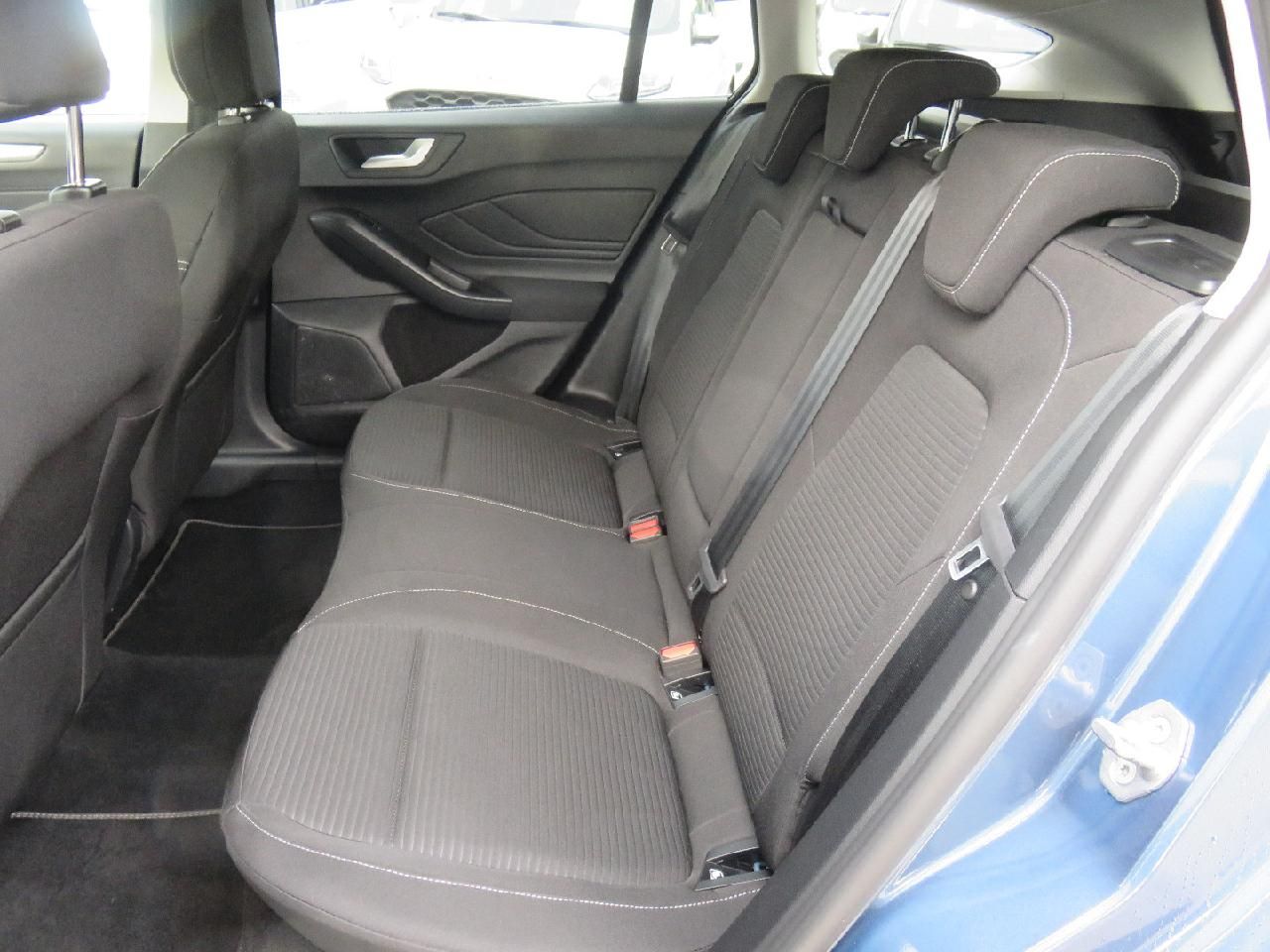 Ford Focus Turnier Titanium X,HUD,Allwetterreifen,